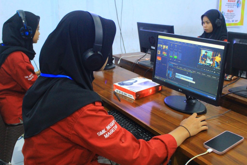 Desain Komunikasi Visual SMK